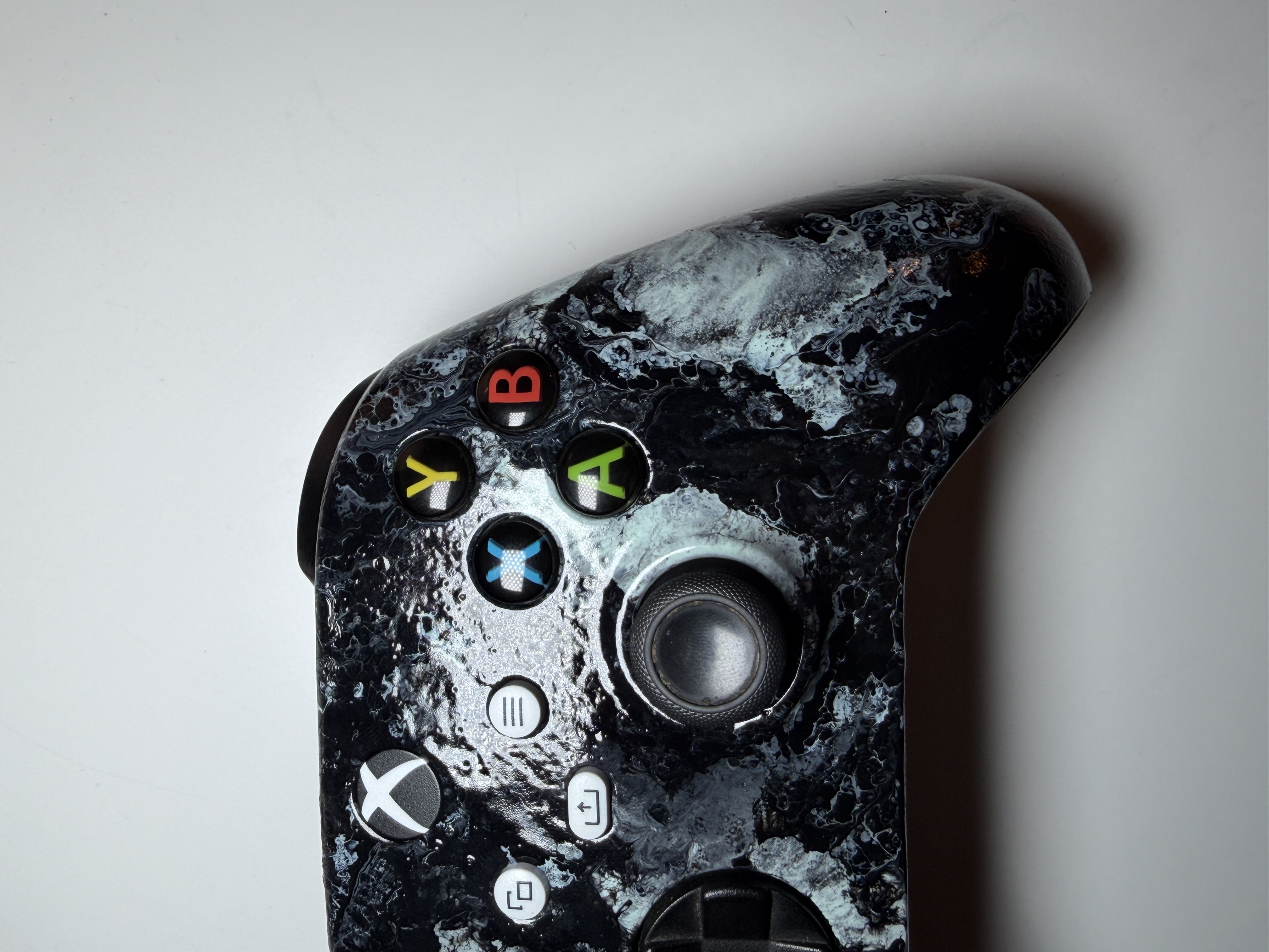 Custom hydro dip Xbox controller — dark marble